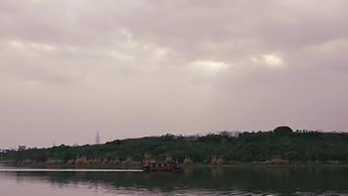高清户外园林湖泊实拍（4k）视频的预览图